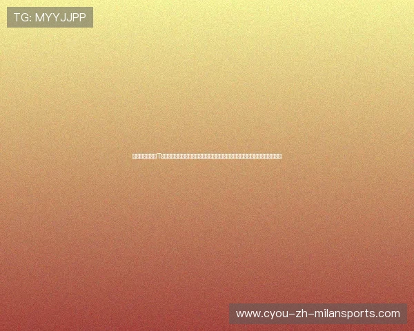 摊手抱怨怒吃两T！明星后卫因不满关键判罚遭驱逐，离场时怒砸战术板将面临联盟追罚天价罚单